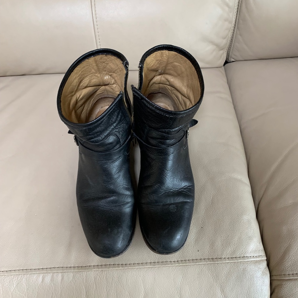 Frye Boots sz 9.5.